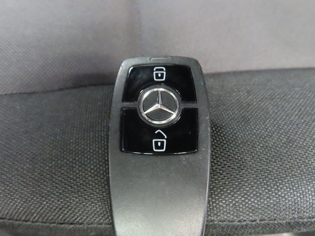 Used 2024 Mercedes-Benz Sprinter 2500 image 50