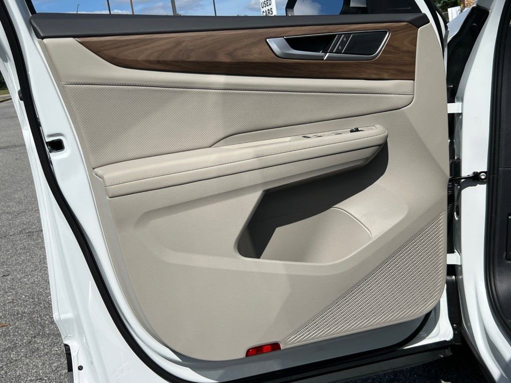 New 2026 Volkswagen Atlas SE image 14