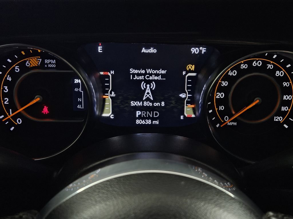 Used 2022 Jeep Wrangler Unlimited Sahara AWD/4WD image 12