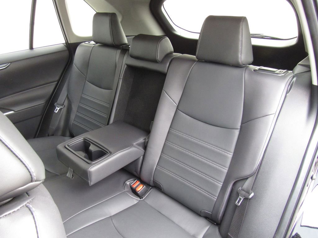 Certified 2025 Toyota RAV4 XLE Premium AWD/4WD image 17