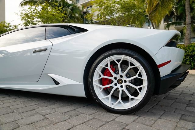 Used 2016 Lamborghini Huracan LP 610-4 Avio image 18