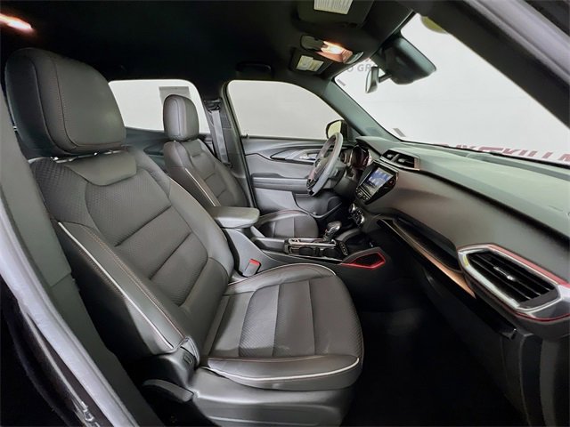 Used 2022 Chevrolet TrailBlazer RS w/ Technology Package image 39