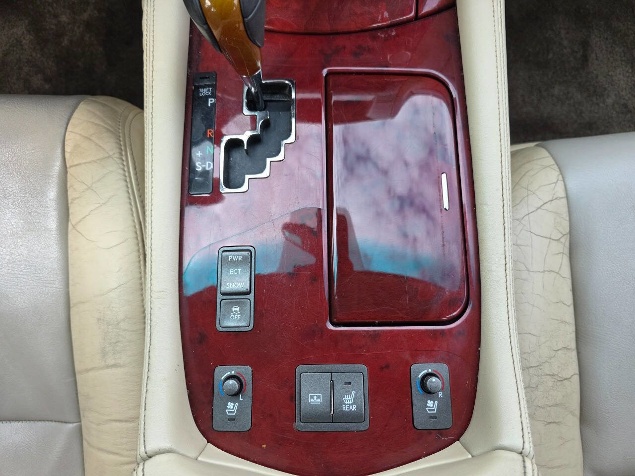 Used 2010 Lexus LS 460 image 26