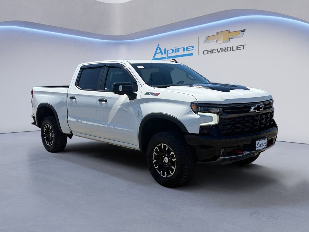 Used 2024 Chevrolet Silverado 1500 ZR2 w/ Technology Package AWD/4WD image 7