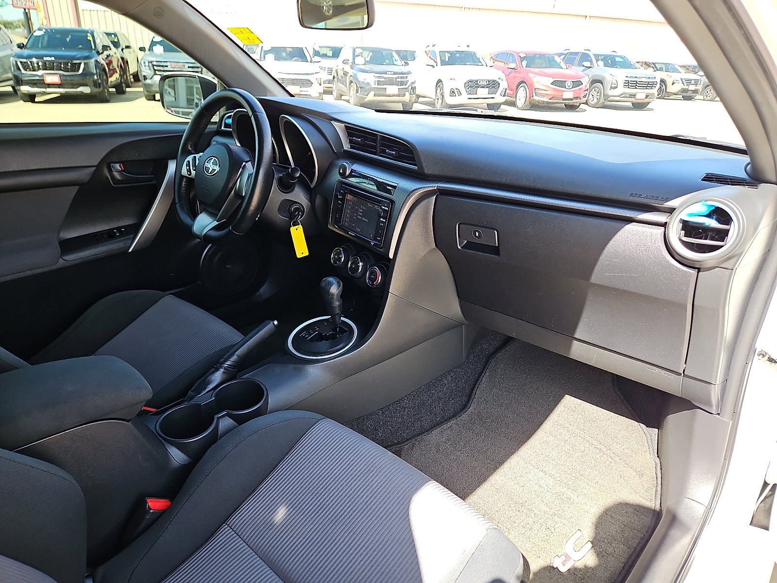 Used 2014 Scion tC FWD image 12
