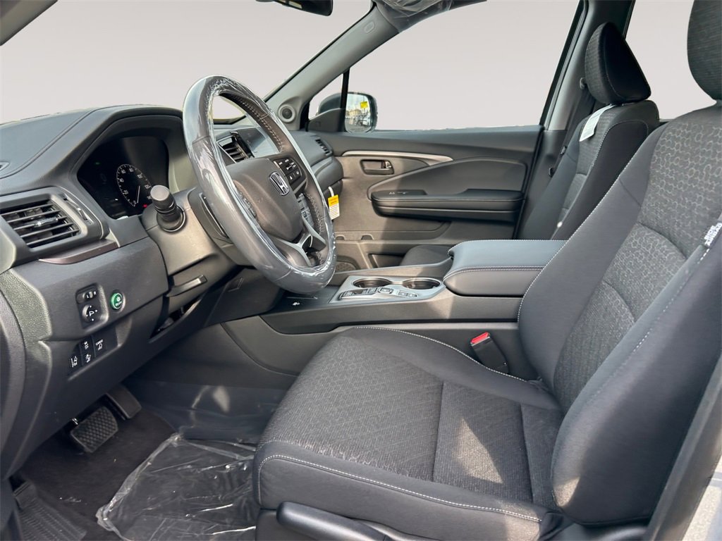 New 2026 Honda Ridgeline Sport image 9