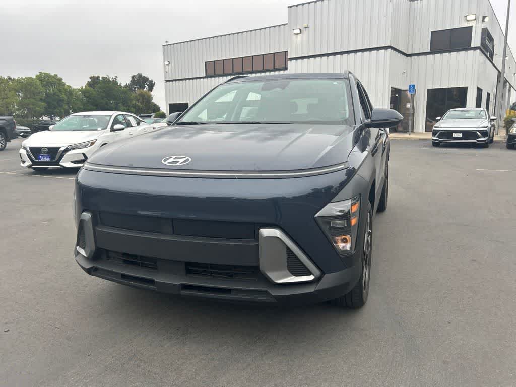 Certified 2025 Hyundai Kona SEL AWD/4WD image 5