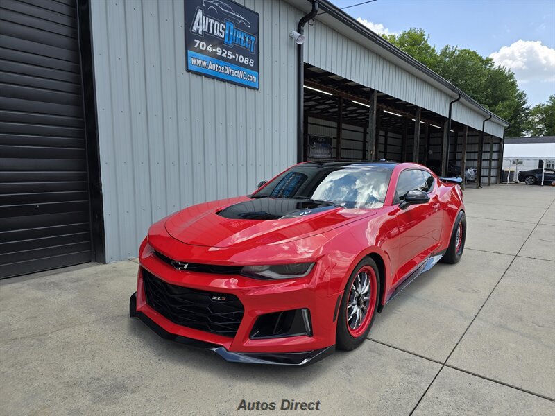 Used 2017 Chevrolet Camaro ZL1 RWD image 2