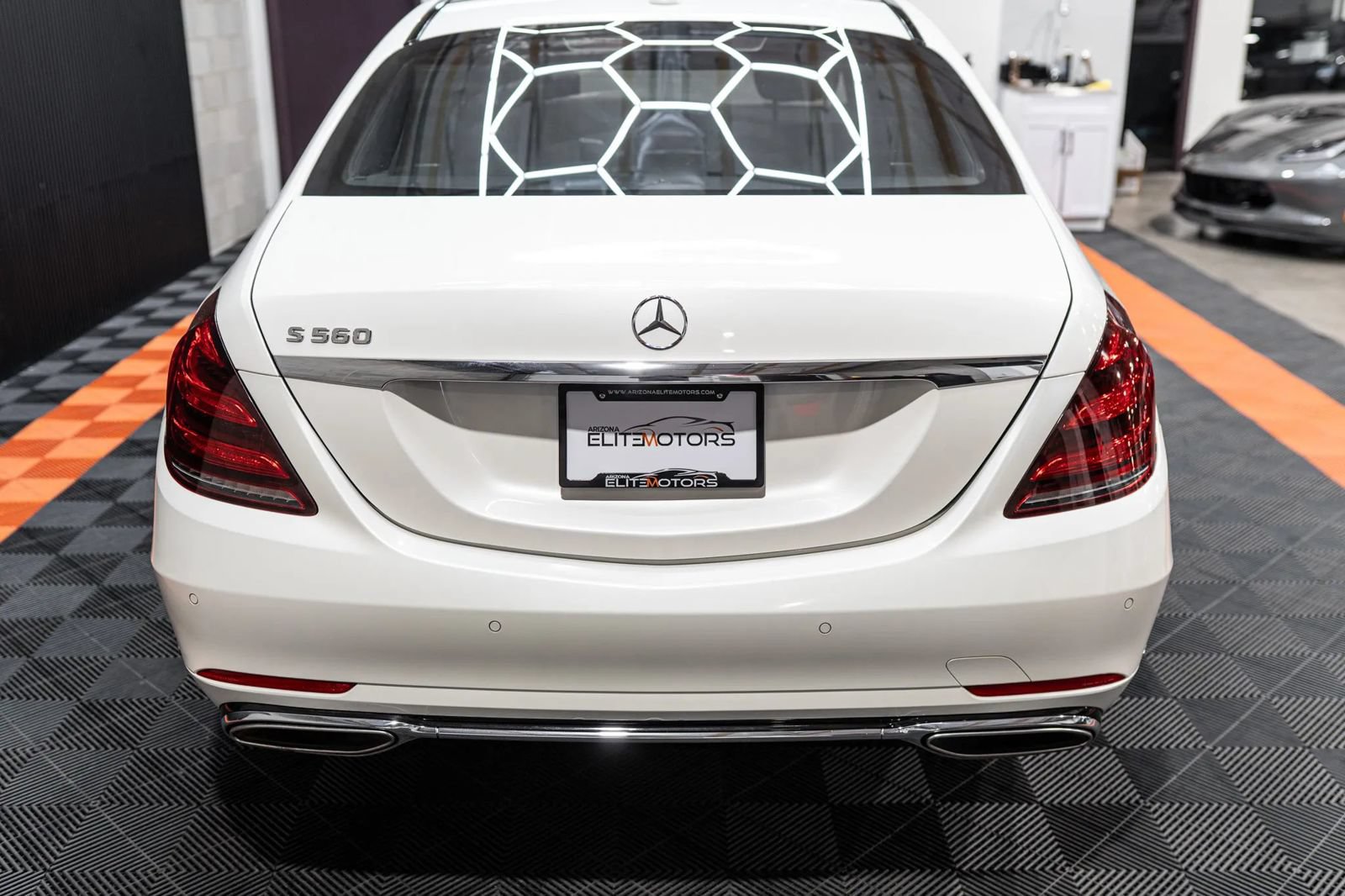 Used 2019 Mercedes-Benz S 560 Sedan image 16