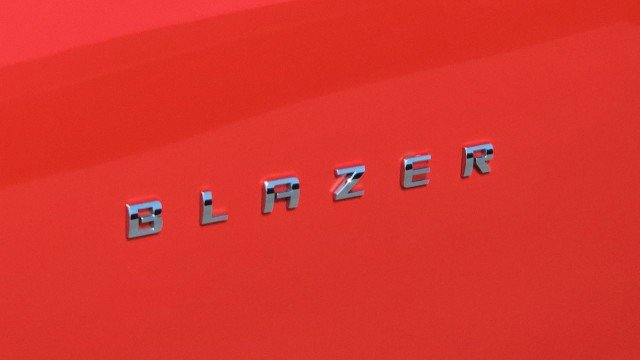 Used 2025 Chevrolet Blazer LT FWD image 31