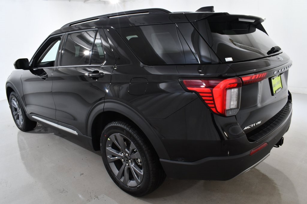 New 2025 Ford Explorer Active w/ Active Comfort Package image 15