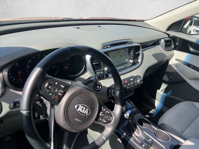 Used 2016 Kia Sorento SX FWD image 9