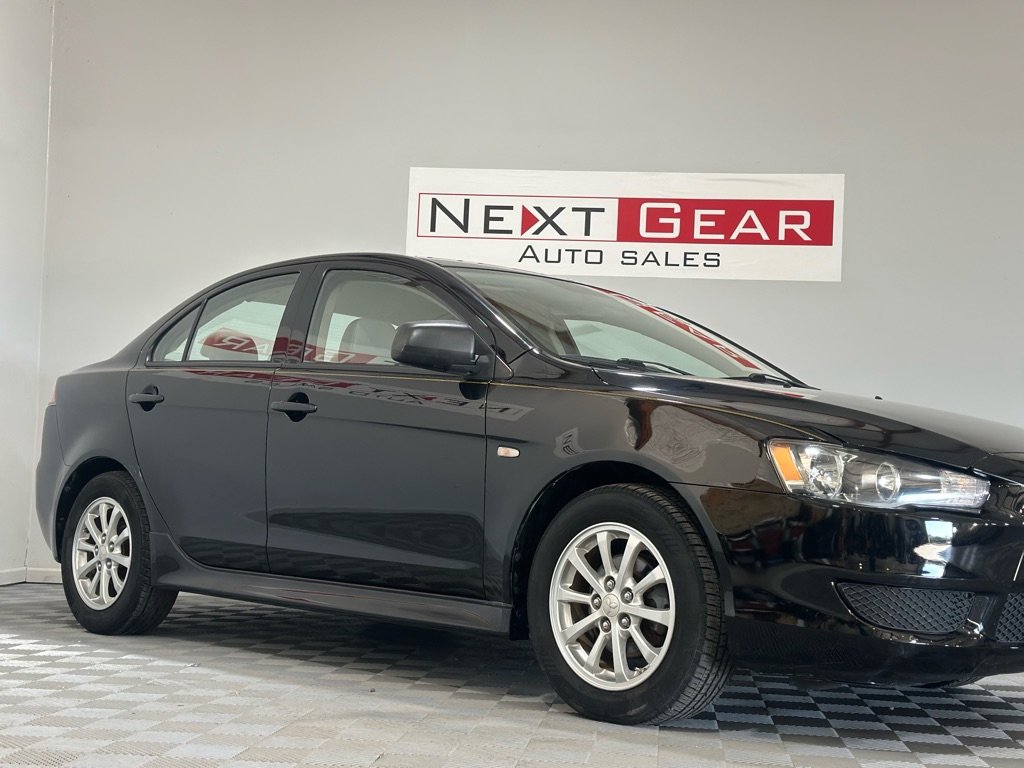 Used 2011 Mitsubishi Lancer ES image 2
