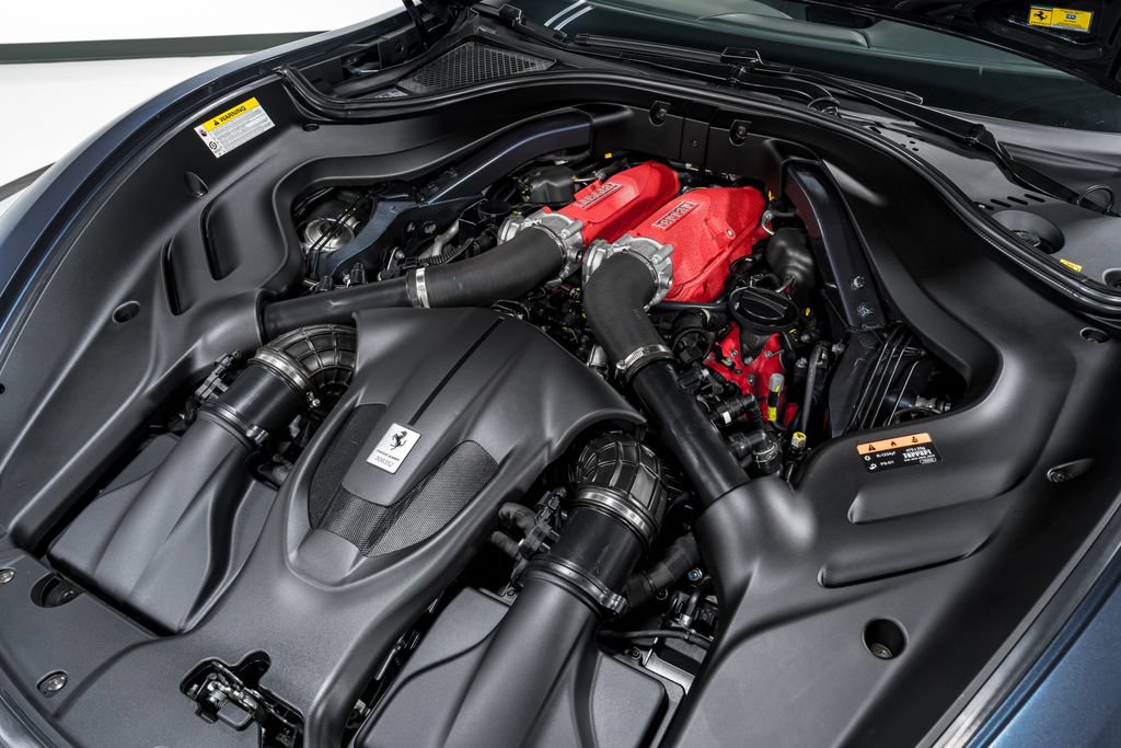 Used 2024 Ferrari Roma Spider RWD image 47