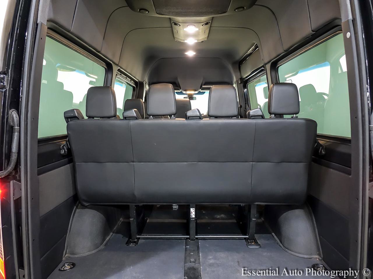 Used 2019 Mercedes-Benz Sprinter 2500 image 14