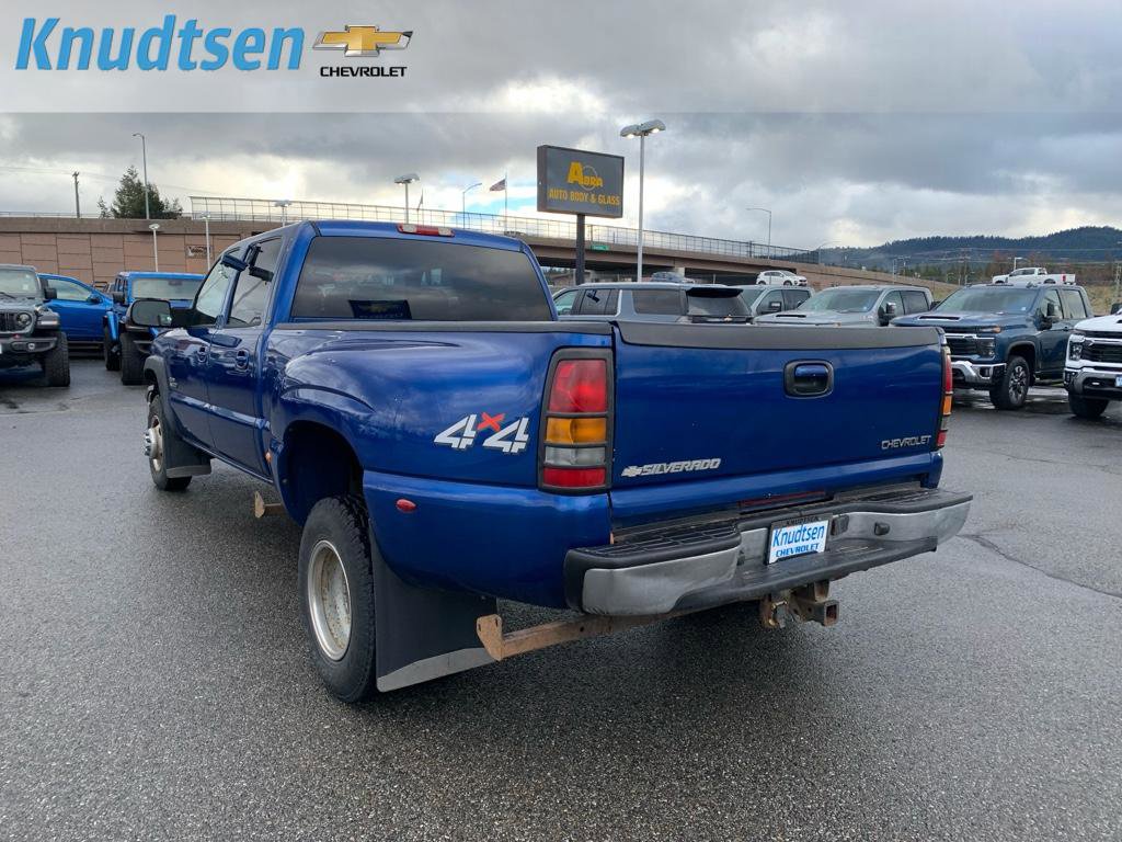 Used 2004 Chevrolet Silverado 3500 LT w/ Heavy-Duty Power Package image 5