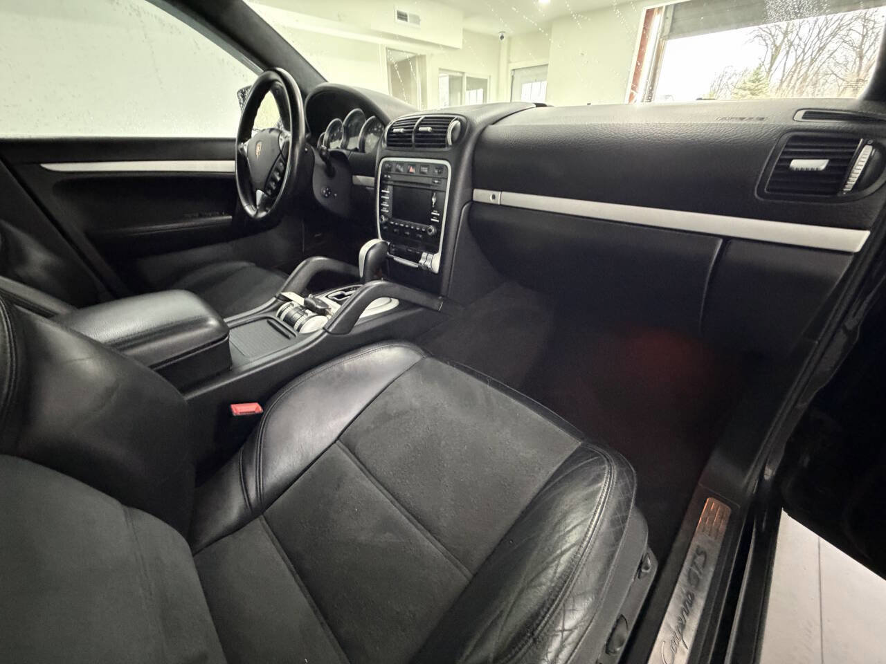 Used 2009 Porsche Cayenne GTS image 17