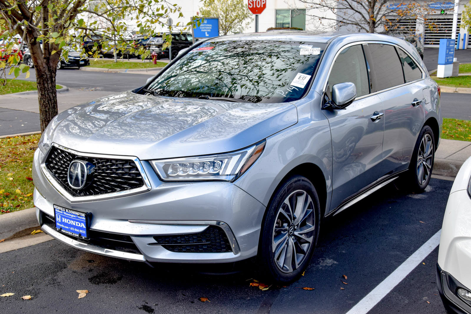 Used 2019 Acura MDX w/ Technology Package AWD/4WD image 1