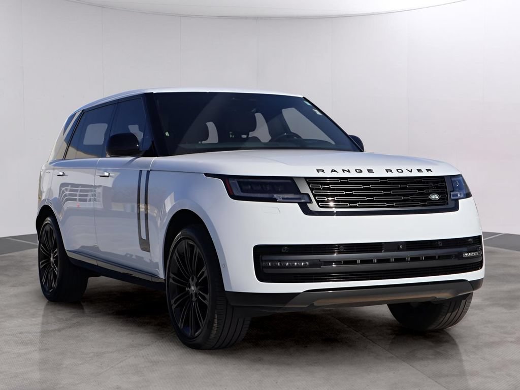 Certified 2025 Land Rover Range Rover Long Wheelbase SE AWD/4WD image 3
