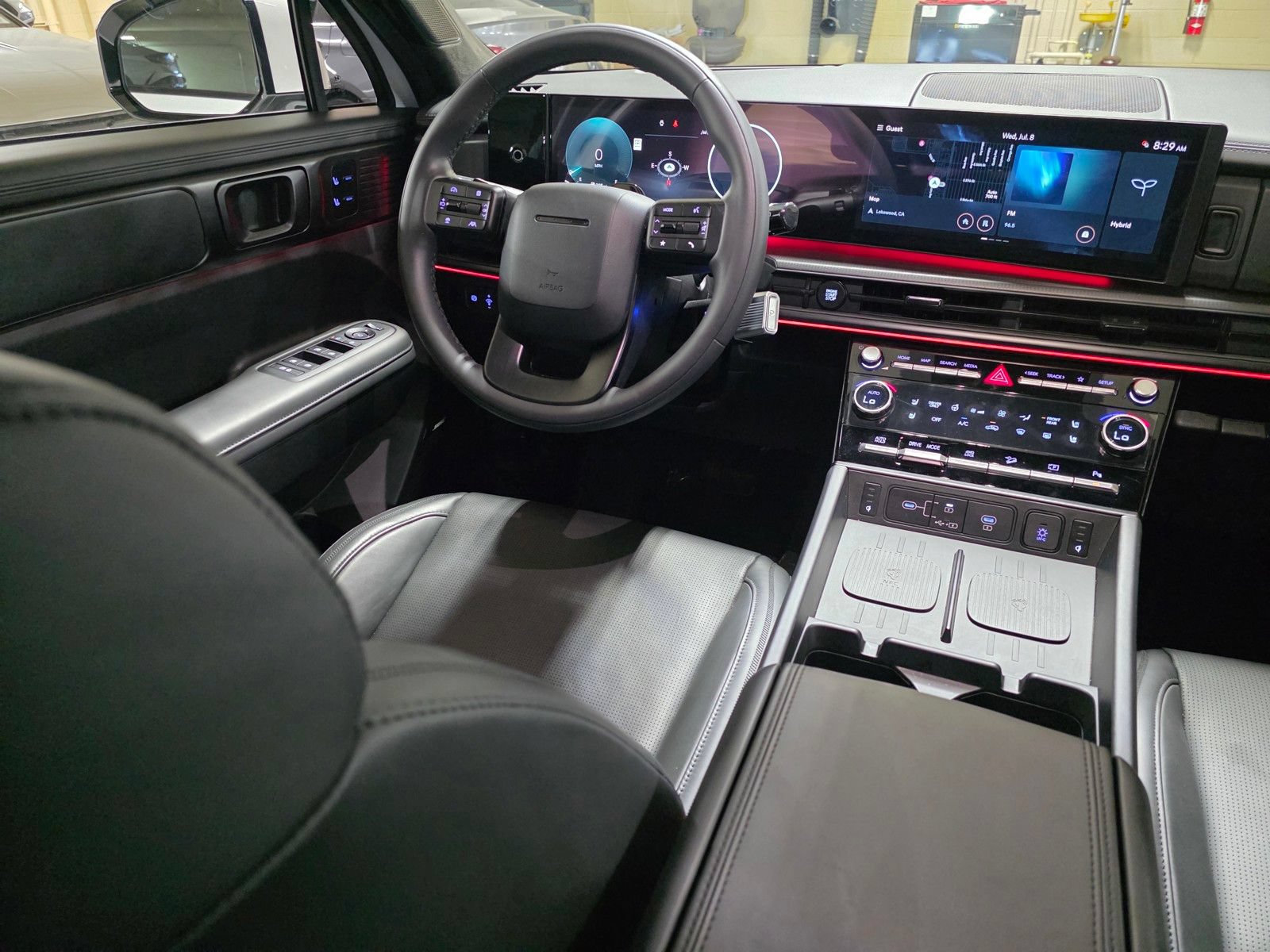 Used 2025 Hyundai Santa Fe Calligraphy AWD/4WD image 20