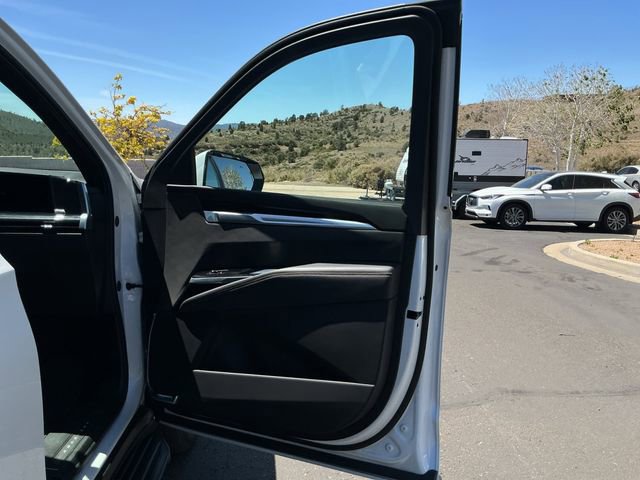 Used 2025 Cadillac Escalade Sport w/ LPO, ONYX Package AWD/4WD image 22