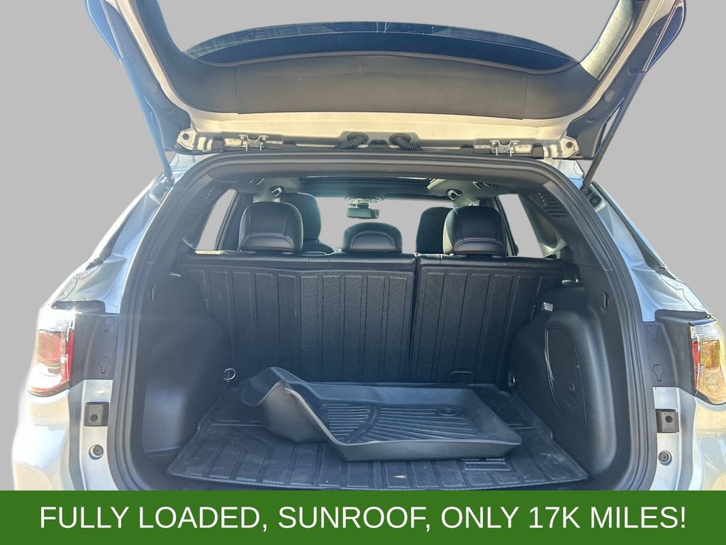 Certified 2024 Jeep Compass Limited w/ Sun and Sound Group AWD/4WD image 11