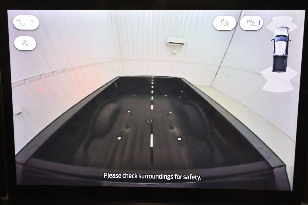 Certified 2026 Ford F350 Platinum w/ Platinum Plus Package image 33