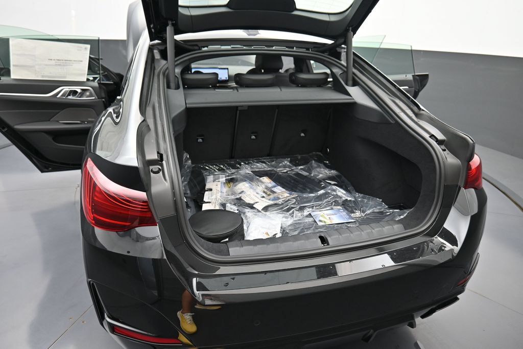 New 2026 BMW 440i xDrive w/ Premium Package AWD/4WD image 18