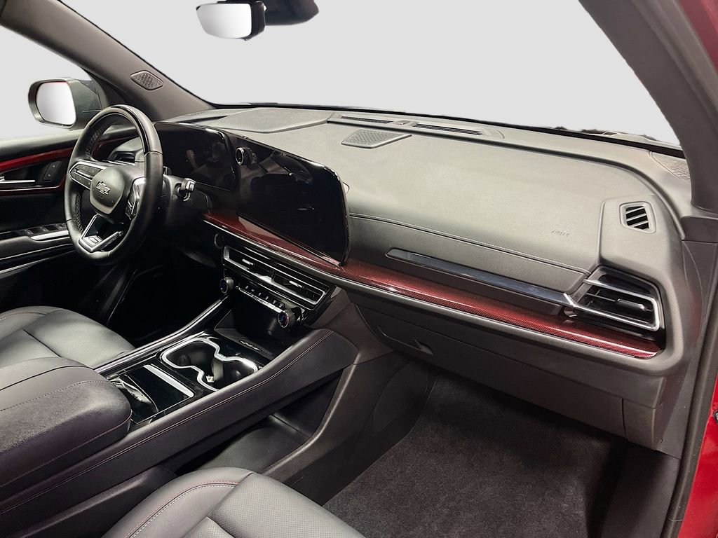 Used 2024 Chevrolet Traverse Z71 w/ Enhanced Driving Package image 31