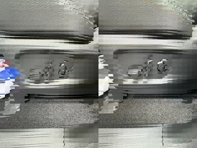 New 2025 Nissan Pathfinder SL w/ Black Appearance Package image 13