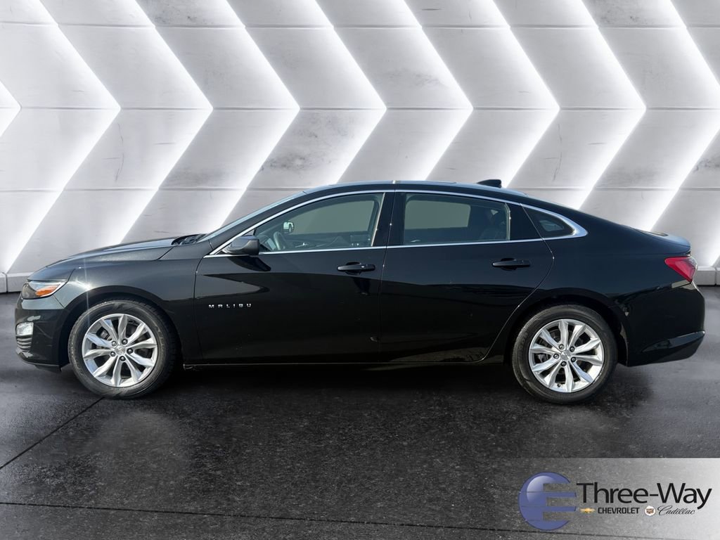 Certified 2022 Chevrolet Malibu LT image 2