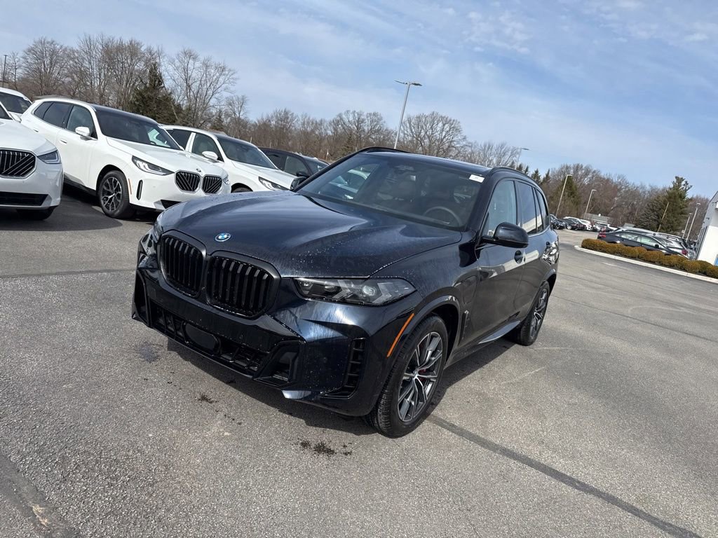 New 2026 BMW X5 xDrive50e image 3