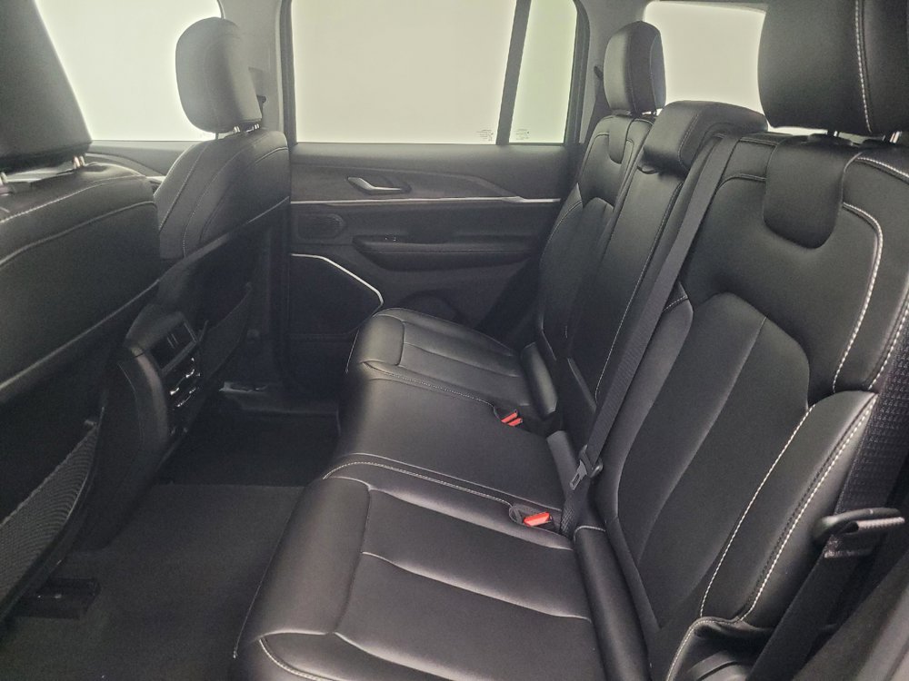 Used 2023 Jeep Grand Cherokee 4WD 4xe image 18