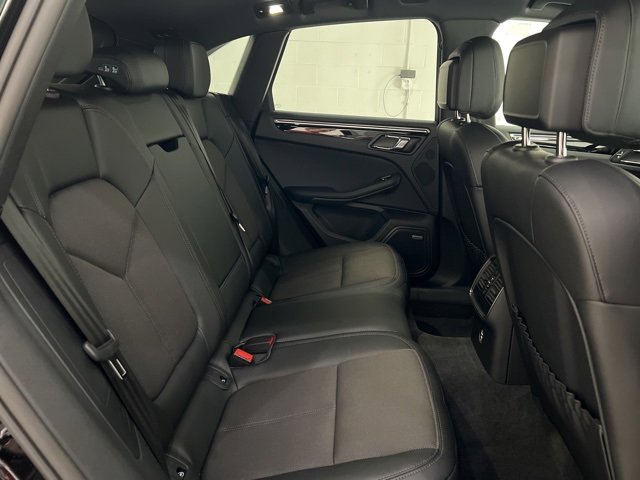 Used 2025 Porsche Macan T image 48