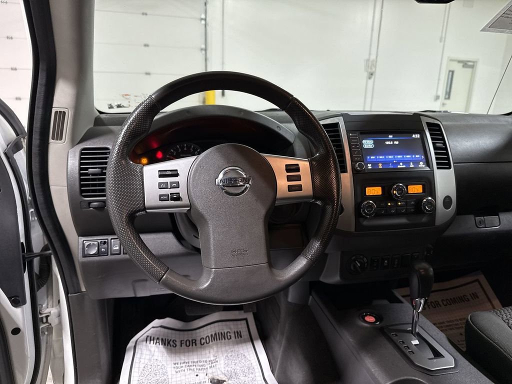 Used 2021 Nissan Frontier SV image 19