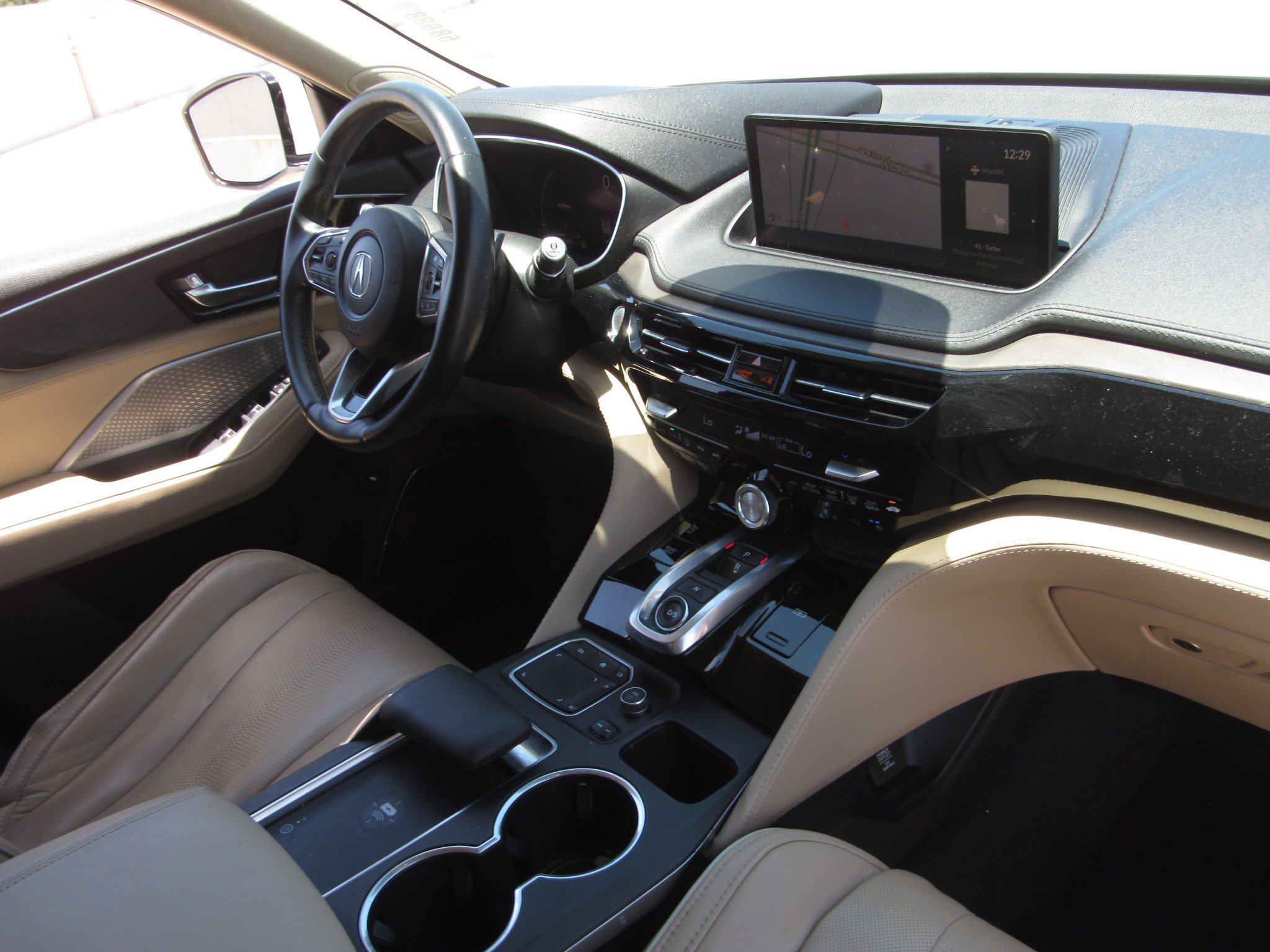 Used 2023 Acura MDX SH-AWD w/ Advance Package image 10