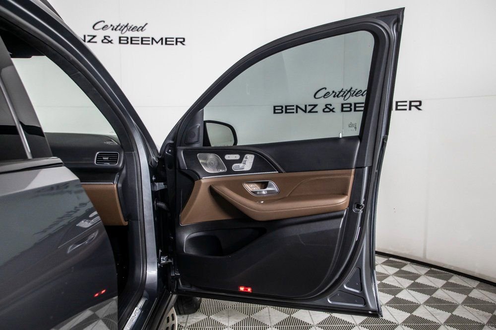 Used 2024 Mercedes-Benz GLS 63 AMG GLS 63 AMG image 20