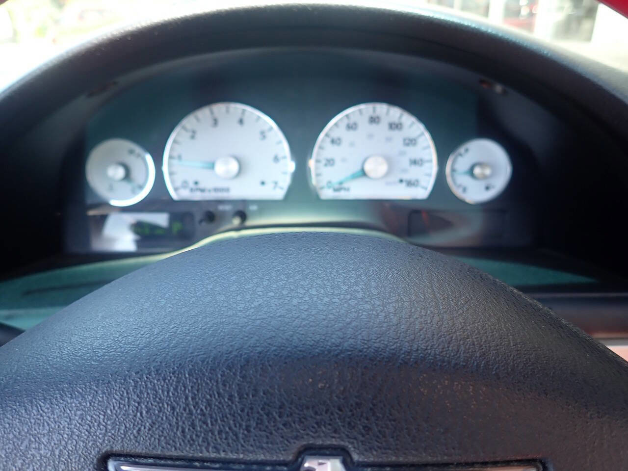 Used 2003 Ford Thunderbird RWD image 9