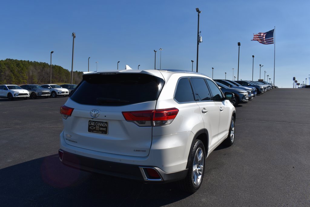 Used 2018 Toyota Highlander Limited image 4