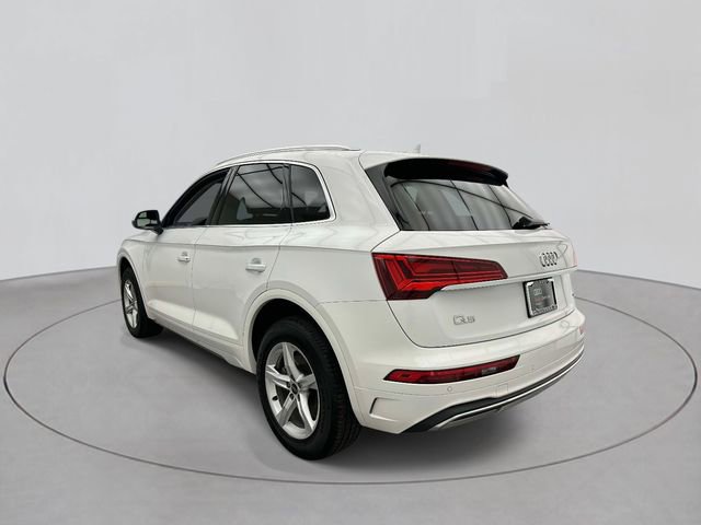 Certified 2023 Audi Q5 2.0T Premium w/ Convenience Package AWD/4WD image 2