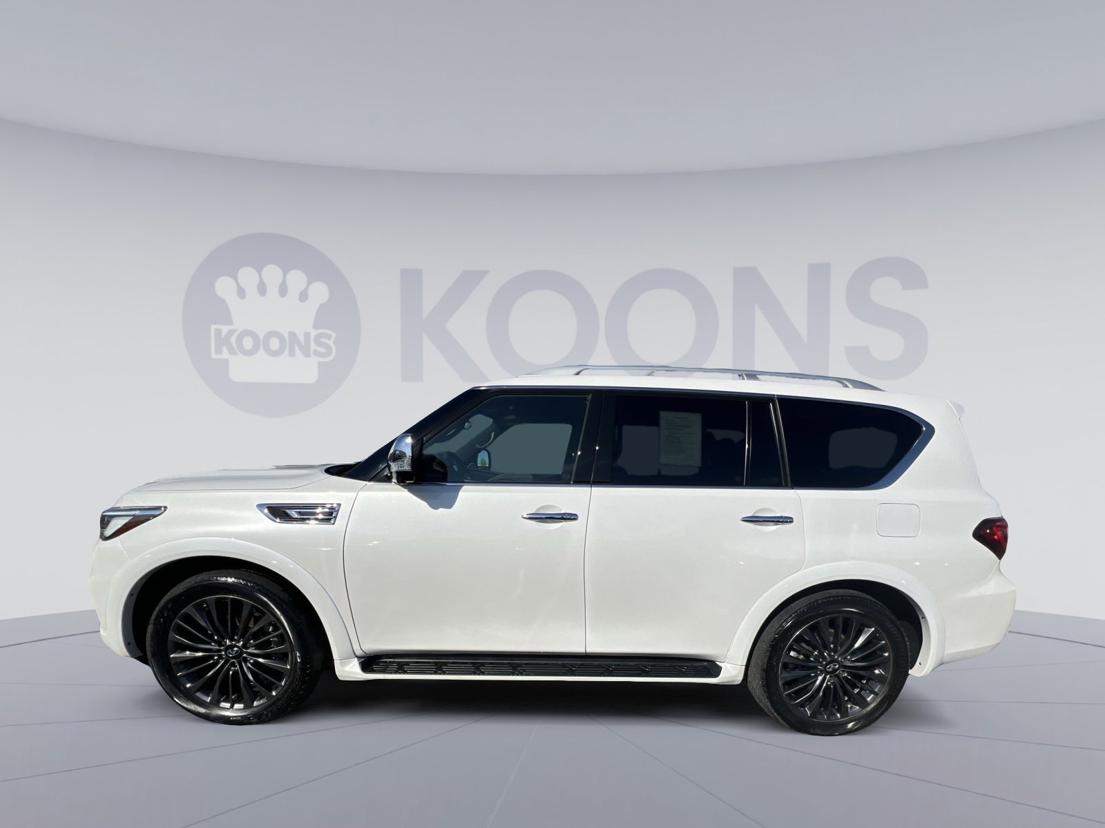Used 2024 INFINITI QX80 Sensory w/ Cargo Package image 13
