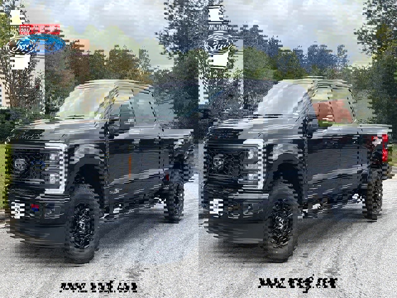 New 2026 Ford F250 4x4 Crew Cab Super Duty image 1