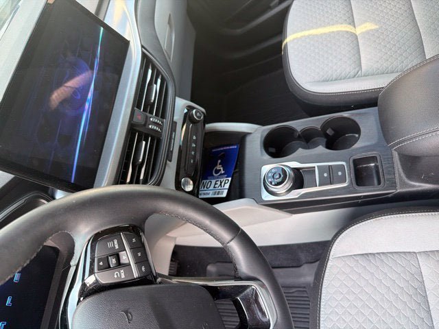 Used 2023 Ford Escape Active w/ Tech Pack #2 FWD image 12