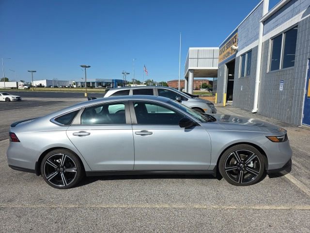 Certified 2025 Honda Accord Sport image 6