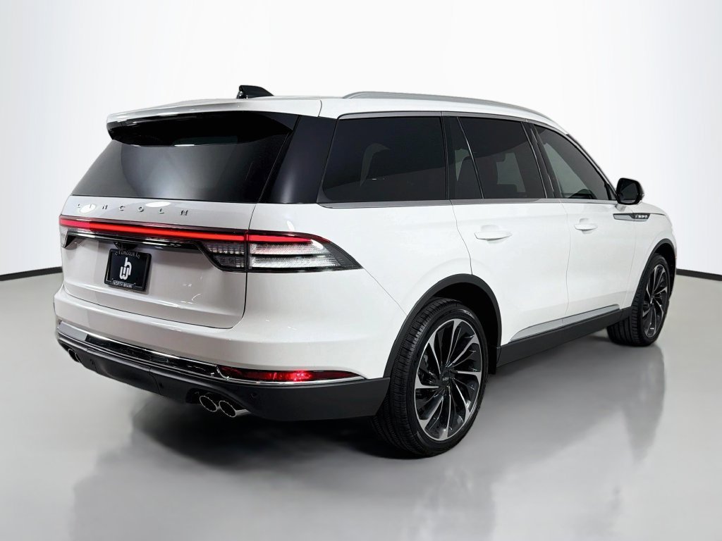 New 2026 Lincoln Aviator Reserve AWD/4WD image 6