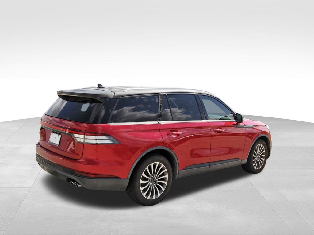 Used 2020 Lincoln Aviator Reserve w/ Equipment Group 202A image 4