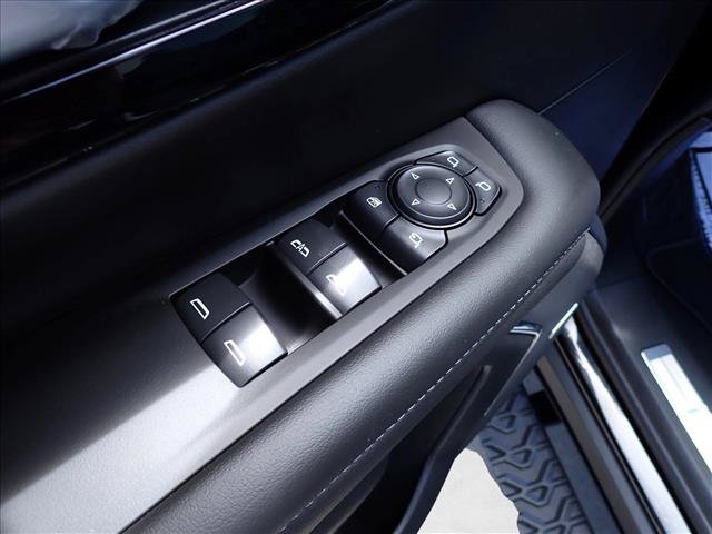 New 2026 Chevrolet Tahoe Z71 w/ Z71 Off-Road Package AWD/4WD image 16