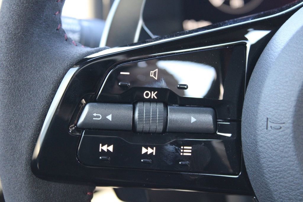 New 2025 Nissan Z NISMO w/ Floor Mat Package image 15