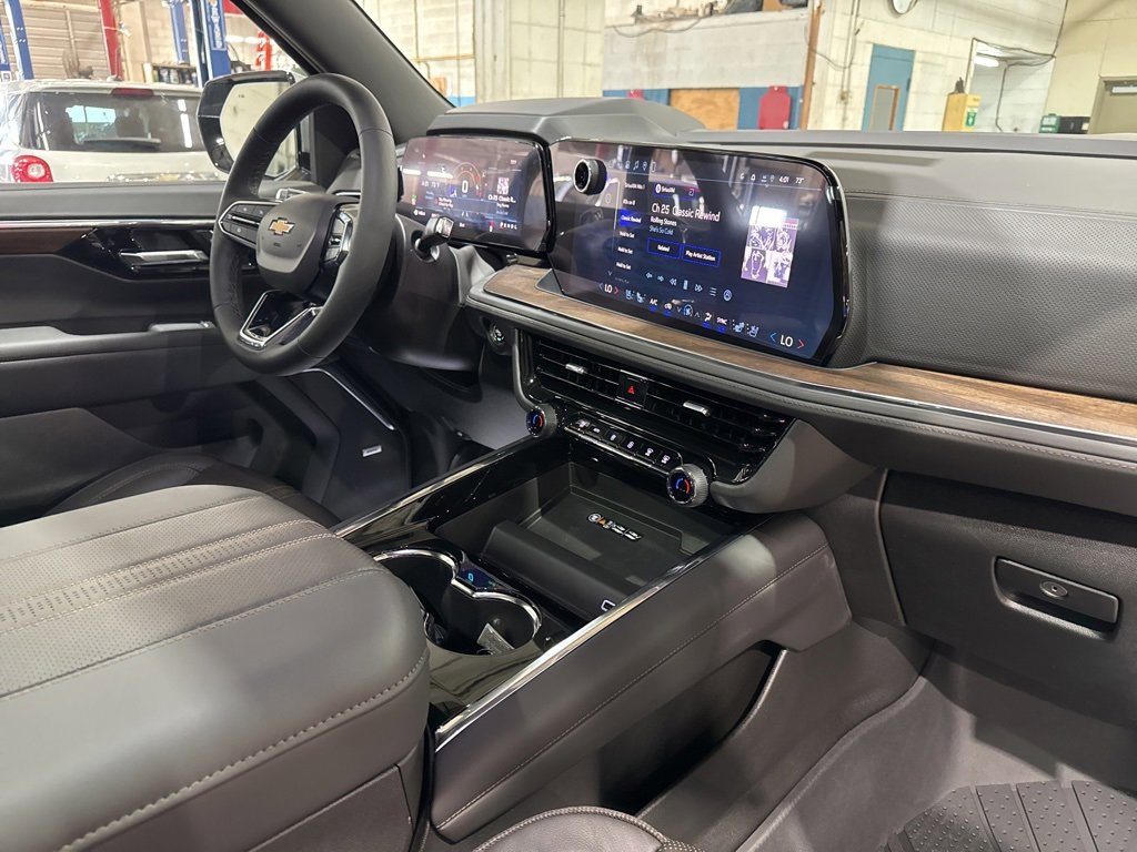 New 2026 Chevrolet Tahoe High Country w/ Sun And Tow Package image 34