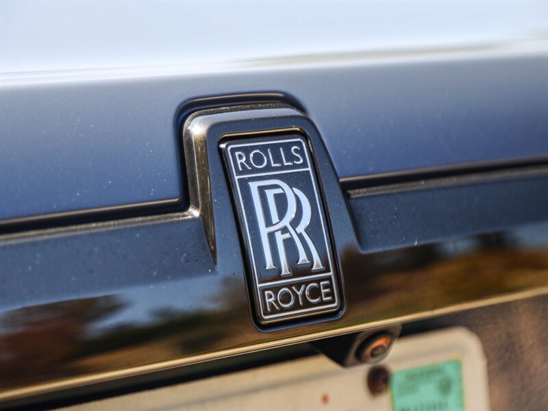 Used 2024 Rolls-Royce Ghost Black Badge AWD/4WD image 18